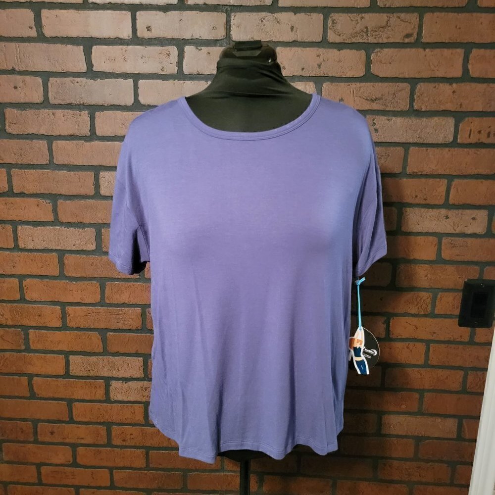 NWT Half Moon by Modern Movement Purple top with twisted knot back detail.